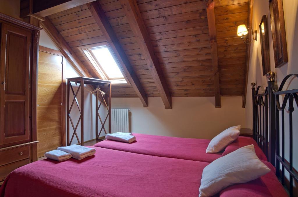 Apartamentos Turisticos Lavedan Tramacastilla de Tena Ruang foto
