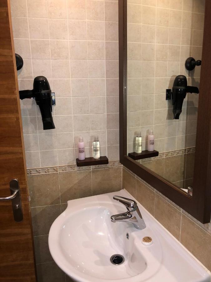 Apartamentos Turisticos Lavedan Tramacastilla de Tena Bagian luar foto